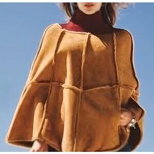 UGG Australia Size S / M Tan Suede Shearling Leather Faux Fur Lined Poncho Cape